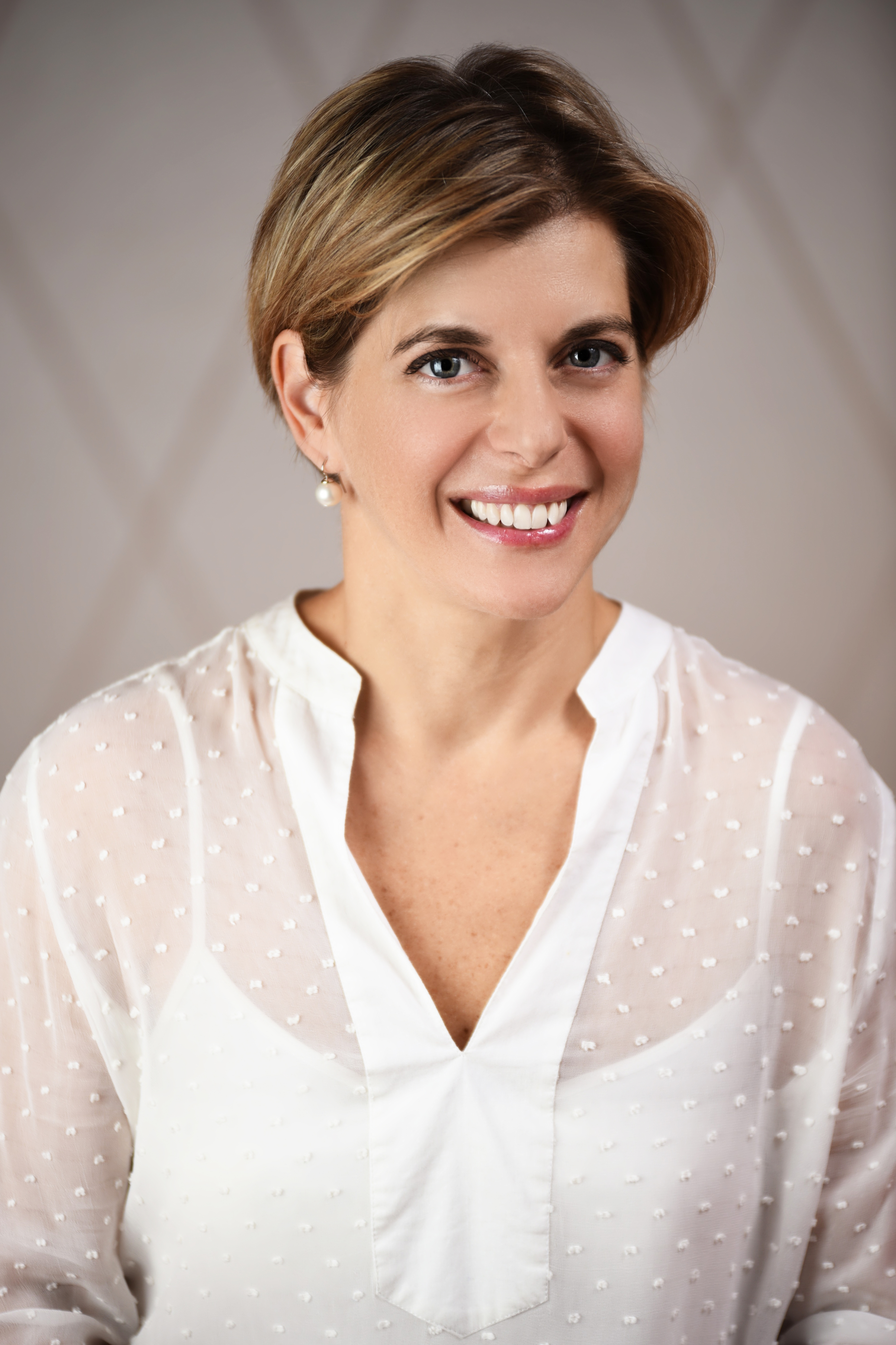 Dr. Báthy Kata